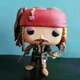 Колекційна фігурка Джек Горобець Funko POP — вінілова статуетка персонажа Jack Sparrow заввишки 9 см із серії Пірати Карибського моря. - зображення 3