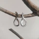 Серебряные серьги без камней (2203223) - изображение 2