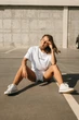 Жіноча футболка з принтом вільного крою з віскози подовжена Seventeen L-XL Білий (2000000177588) - изображение 3