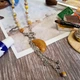 Кольє трансформер місяць із жовтого нефриту та агату - зображення 2