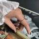 Серебряное кольцо с топазом, вес изделия 5,05 гр (2199335) - изображение 8
