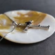 Серебряный крестик с сапфиром 1.334ct, фианитами (2206668) - изображение 5