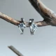 Серебряные серьги с фианитами (2207832) - изображение 2