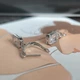 Серебряные серьги LoveR с подвесом в форме цепи и квадратным фианитом, с английским замком - изображение 6