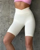 Спортивные женские велосипедки Soft SQ с перекрестным поясом и эффектом push up для фитнеса и йоги Однотонные Бесшовные с утяжкой V-пояс M Молочные (SQVL06M) - изображение 3