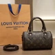 Брендовая женская сумка Louis Vuitton Nano Speedy Monogram с ручками и ремнем через плечо - изображение 1