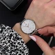 Женские классические часы Casio LTP-VT01D-7B серебристые с белым циферблатом - изображение 3