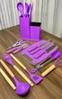 Кухонний набір 19 предметів Kitchen set, силіконові аксесуари для кухні з подвійною підставкою та обробною дошкою, стильний набір приладдя для кухні, фіолетовий - зображення 8