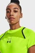 Жіночий салатовий топ Run Anywhere Crop SS Under Armour M 1376816-369 - зображення 5