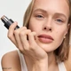 Кремовый стик для контуринга Westman Atelier Face Trace Cream Contour Stick Biscuit 6 г - изображение 9