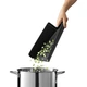 Складная разделочная доска 45 x 26 см с ручкой, черная Chop2Pot Plus Joseph Joseph - изображение 3