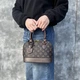 Брендовая женская сумка Louis Vuitton Alma Monogram коричневая с ручками - изображение 3