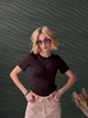 Женская футболка с полупрозрачным декольте Fashion 42/44 шоколадный - изображение 2