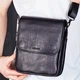 Мужская кожаная сумка с клапаном Tiding Bag TD-20033 24×20×6 черная — вместительный мессенджер планшет через плечо - изображение 10