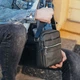 Мужская кожаная барсетка через плечо Tiding Bag BON6165 19×22×5 черная — компактная сумка с карманами для документов и телефона - изображение 2