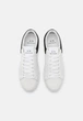 Кросівки чоловічі Armani Exchange sneakers натуральна шкіра білі з чорними вставками 42 (26.9 см) - изображение 6