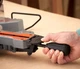 Пила торцювальна мережева Black+Decker BES702 - зображення 6