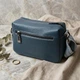 Трендовая сумка на одно отделение для стильных женщин из натуральной кожи Vintage 22605 Синяя - изображение 3