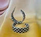 Жіночі сережки кільця Акрил jewelry Чорно-білі - зображення 4