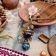 Кулон желуди на дубовом листе натуральный радужный флюорит - изображение 3