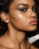 Хайлайтер Fenty Beauty Diamond Bomb All-Over Diamond Veil — How Many Carats (44179497418797) - изображение 4
