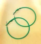 Сережки кольца цветные 4 см яркие зеленые - изображение 4