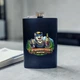 Стильная фляга сувенирная из нержавеющей стали 270 мл - Chaban_Souvenir - Металлическая, черная, для напитков. С изображением За здоровый образ жизни FLB022 - изображение 1