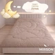 Одеяло Mirson всесезонное Односпальное 140x150 см Silk №0549 Sleepy Friends Луна (2200013033868) - изображение 2