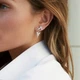 APM Monaco [Подарок на 520] Асимметричные серьги-бабочки, модные украшения, подарок на день рождения для девушки или жены. - изображение 3