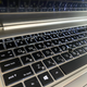 Ультрабук Б-клас HP EliteBook 850 G8 / 15.6" (1920x1080) IPS / Intel Core i5-1145G7 (4 (8) ядра по 2.6 - 4.4 GHz) / 16 GB DDR4 / 256 GB SSD / Intel Iris Xe Graphics / USB Type-C / WebCam / TouchID б/в + Подарунок Бездротова миша / USB - зображення 5