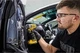 Акумуляторний шурупокрут DeWalt 12 В з 2 акумуляторами 2 Аг (DCF601D2-QW) - зображення 10