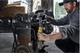 Grzechotka akumulatorowa DeWalt POWERSTACK 18 V 102 Nm z 2 akumulatorami 1.7 Ah (DCF510E2G-QW) - obraz 7