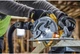 Пила дисковая аккумуляторная DeWalt DCS570NT - изображение 9