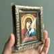 Икона Божья Матерь с младенцем с натуральным янтарем 9х11 см - изображение 6