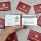 Сувенірне жартівливе посвідчення Найкращої Дівчини в м'якому бордовому бланку креативний подарунок для бабусі - зображення 1