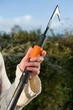 Тяпка для збирання трави на доріжці патіо Fiskars QuikFit™ 136521 (1000687) - зображення 5