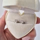 Серебряные серьги гвоздики на закрутках Квадрат с Белыми Камнями серебро 925 пробы Родированное 1054 0.91 - изображение 1