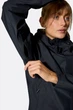 Мембранна куртка жіноча Rab Downpour Jacket Wmns, Bluebird/Dark Bluebird, 10 - зображення 6