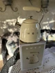 Чайник Smeg зі свистком 2,3 л кремовий - зображення 8
