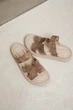 Женские замшевые шлёпки PARADIZE SHOES бежевого цвета в минималистичном стиле на средней подошве 38 размер (стелька 25,2 см) - изображение 5