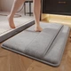Мягкий коврик для ног Qiqijia Bath Foot Scrubber Back Bathroom Mat из утолщенной пены с эффектом памяти, впитывающий, нескользящий, для входа в ванную комнату. - изображение 4