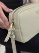 Сумка-клатч жіноча Emporio Armani крос-боді через плече бежево-кремова (EW005585 AF28524) - изображение 3
