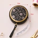 Вимірювальна сантиметрова стрічка рулетка для одягу (150 см, чорна) - зображення 4
