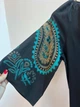 Жіноча вишита сукня міді з кишенями та поясом SEAM MKSMV106/971 - 50/52, Чорний - зображення 4