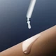 Сироватка для зволоження та пружності шкіри SKIN1004 Madagascar Centella Hyalu-Teca Plumping Ampoule 50 мл (8809913834847) - зображення 2