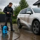 Мини мойка высокого давления 2000 Вт с держателем шланга портативная автомойка для автомобиля и дома с давлением до 135 бар - изображение 6