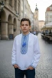 Вишиванка для хлопчика біла Козак, вишивка хрестиком, довгий рукав, повсякденна, 134, синьо-жовтий - зображення 3
