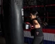 Боксерские перчатки TITLE Boxing Dynamic Strike Heavy Bag Gloves Черный/Красный 12 oz - изображение 7