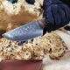 Кований японський кухонний ніж із дамаської сталі зі шкіряним чохлом - зображення 2
