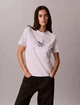 Жіноча футболка Calvin Klein з графічним принтом, колір ліловий, розмір M - зображення 1